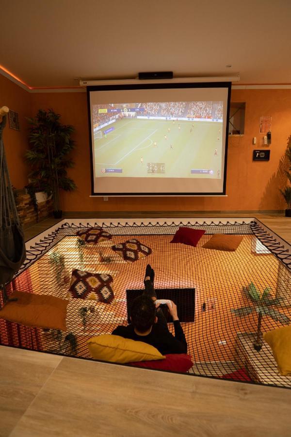 Capsule Marrakech I Chicha I Sauna I Balneo I Console Ps5 I Cinema Trith-Saint-Leger Eksteriør bilde